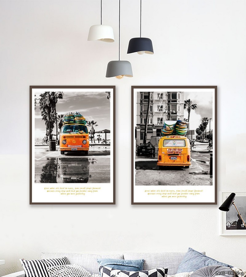 Xe ô tô màu cam - du lịch CXB-033kg